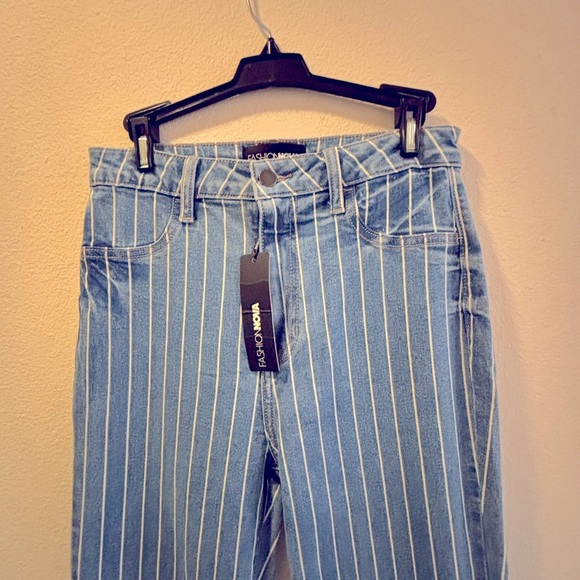 NWT Fashion Nova stripped blue bell bottom stretch jeans - Picture 2 of 7
